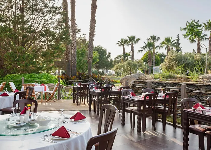 Aqua Fantasy Aquapark & 5* Kusadasi