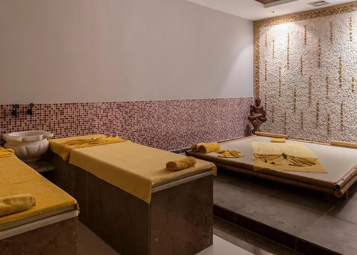 Aqua Fantasy Aquapark & 5* Kusadasi