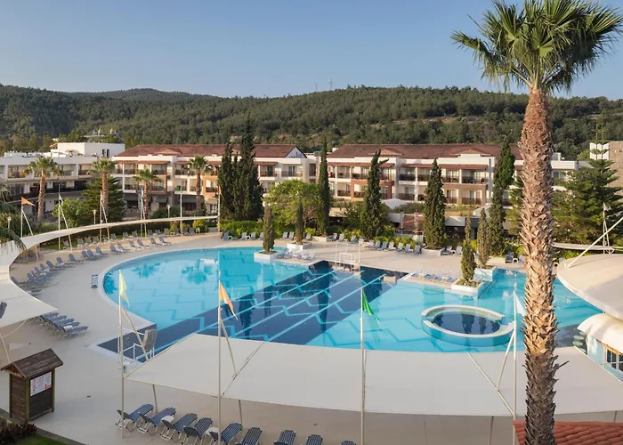 Aqua Fantasy Aquapark & Hotel 5*