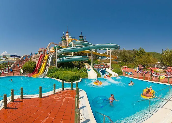 Hotel Aqua Fantasy Aquapark & 5*