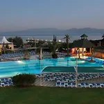 فندق Aqua Fantasy Aquapark & 5*