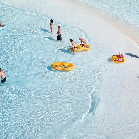Ξενοδοχείο Aqua Fantasy Aquapark & 5*