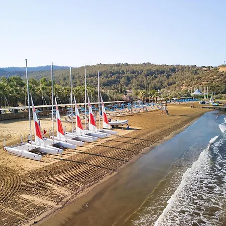 מלון Aqua Fantasy Aquapark & 5*