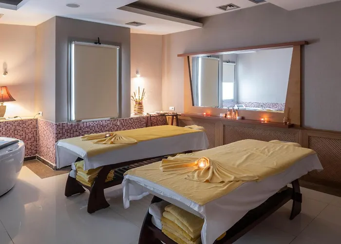 Hotell Aqua Fantasy Aquapark &